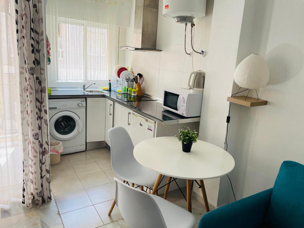 Studio Apartment Vicente Blasco Ibanez, 127 Torrevieja Ngoại thất bức ảnh